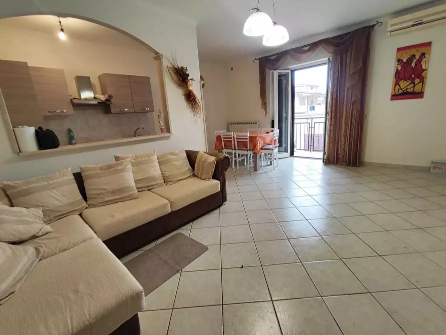 Immagine 3 di Trilocale in vendita  in VIA GUGLIELMO OBERDAN 19 a Guidonia Montecelio