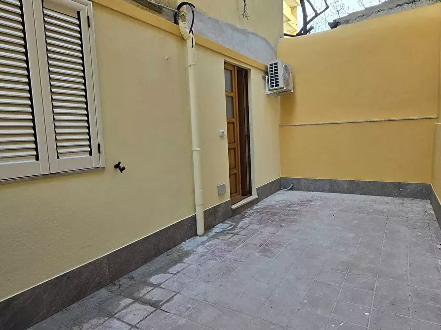 Immagine 1 di Casa semindipendente in vendita  in Via IV Novembre 35 a Sassari