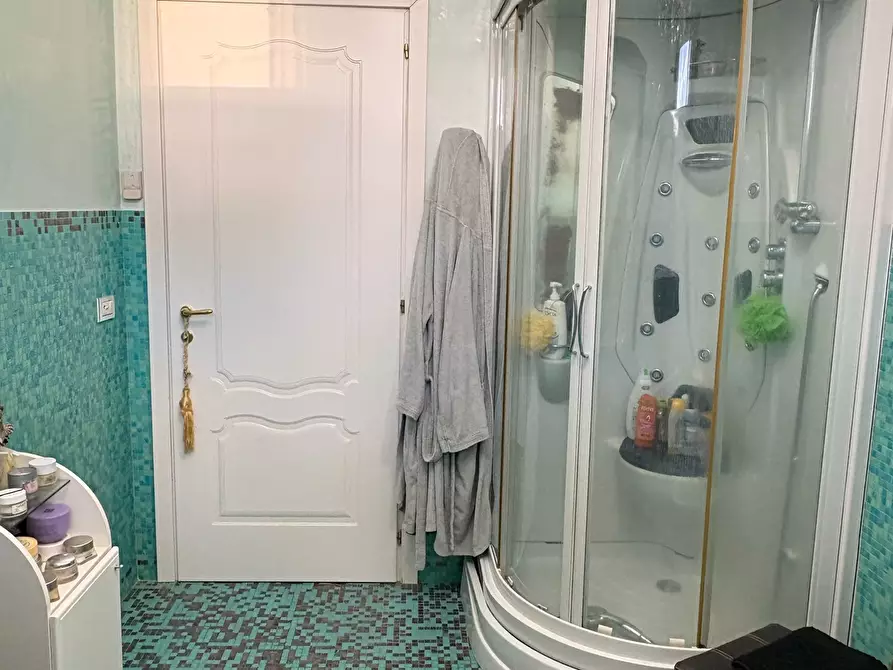 Immagine 13 di Pentalocale in vendita  a Sassari