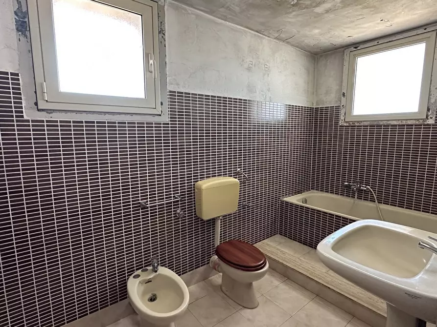 Immagine 25 di Appartamento in vendita  in VIALE TERACATI a Siracusa