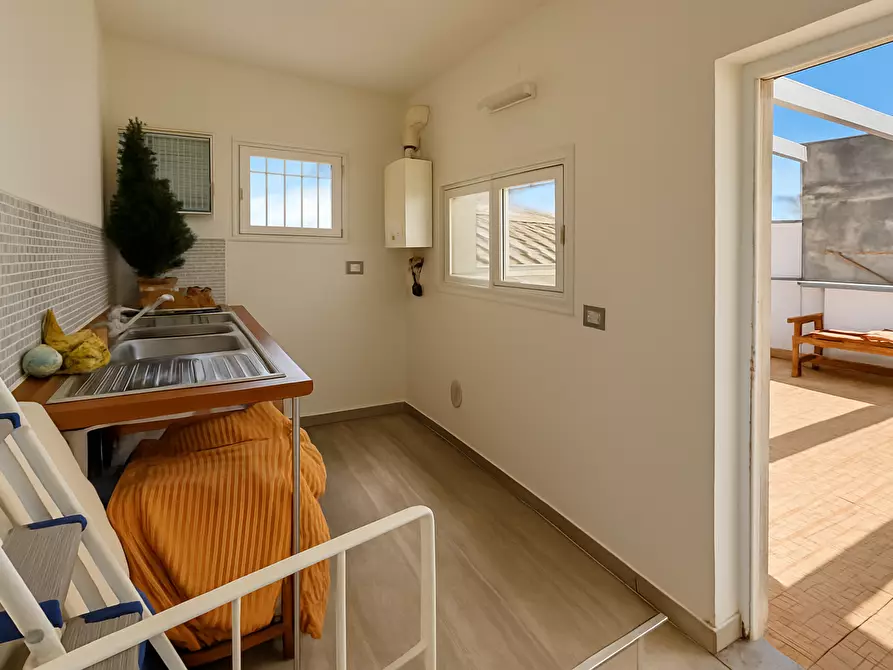 Immagine 7 di Appartamento in vendita  in VIA DEI CANDELAI 44 a Siracusa