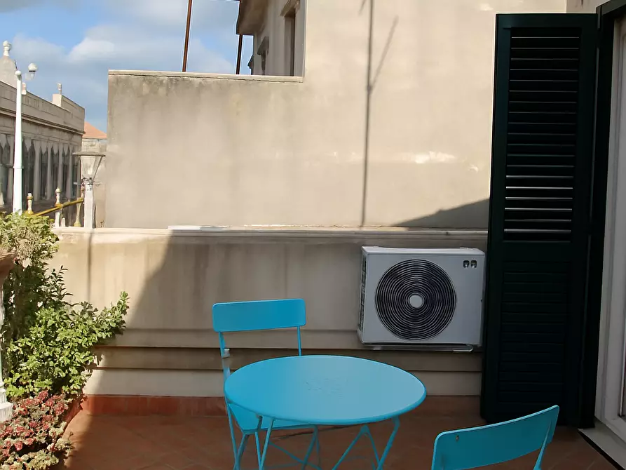 Immagine 3 di Appartamento in vendita  in VIA DEI CANDELAI 44 a Siracusa