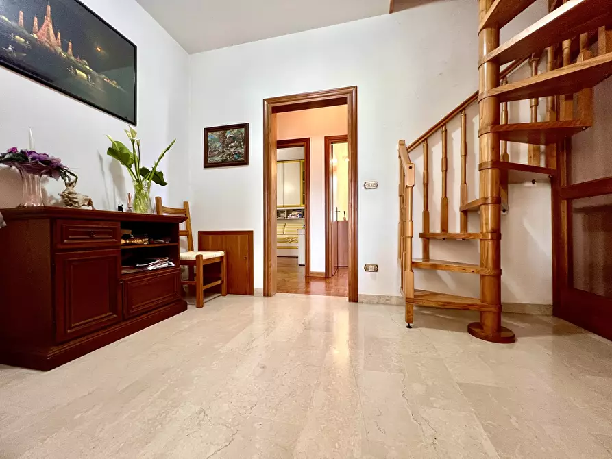 Immagine 10 di Porzione di casa in vendita  in Via Chiesa di Tipano 153 a Cesena