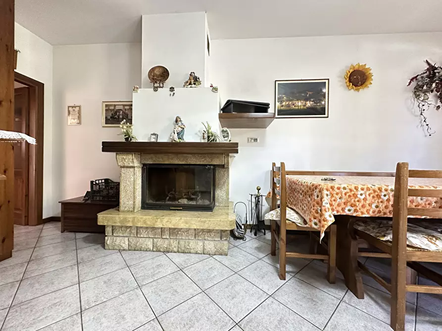 Immagine 5 di Villetta a schiera in vendita  in Via Santa Rita 13 a Verghereto