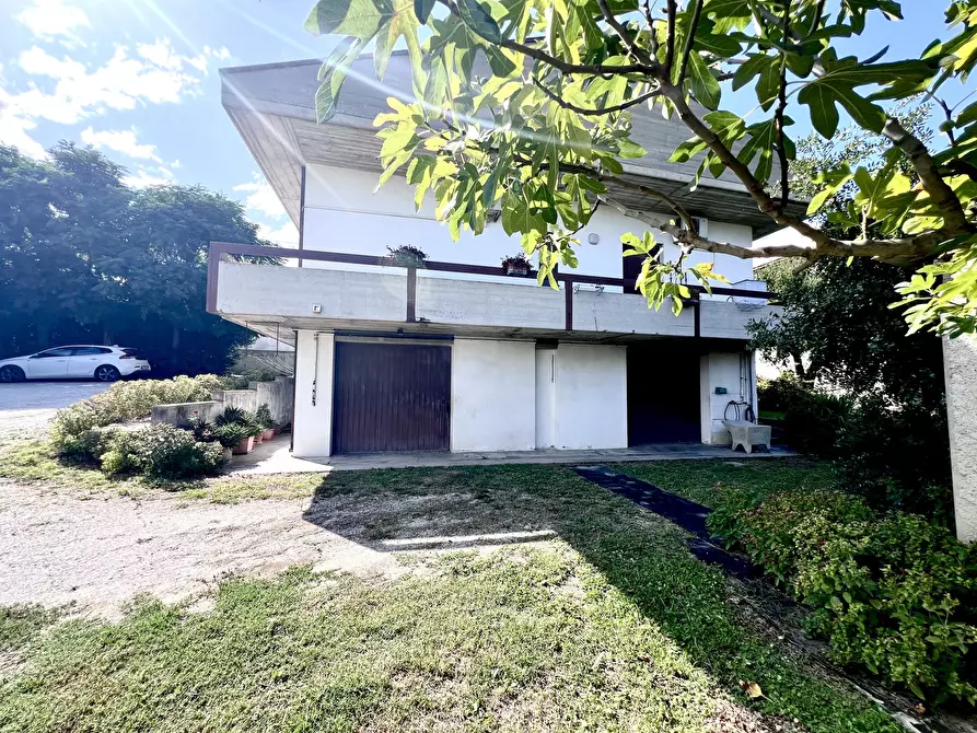 Immagine 5 di Casa indipendente in vendita  in Via Villani a Longiano