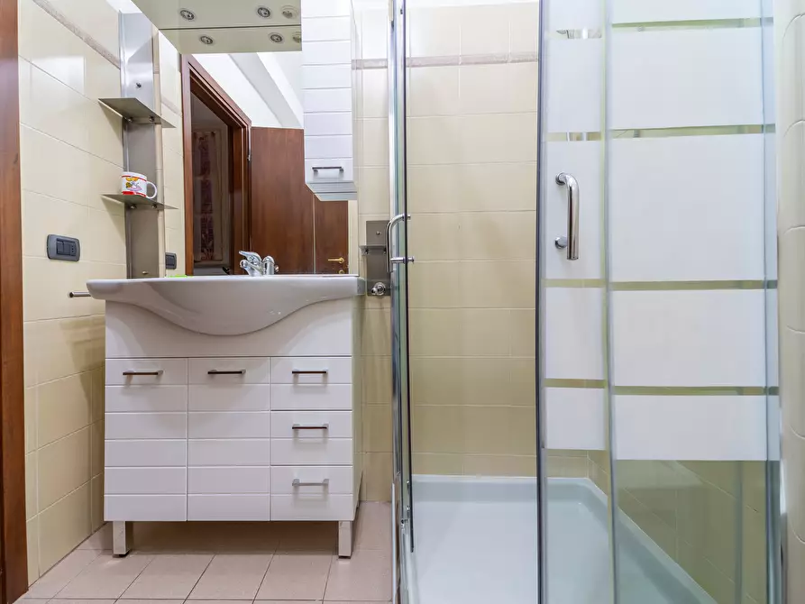 Immagine 19 di Bilocale in affitto  in Via A. M. Pesenti 3 a Parma