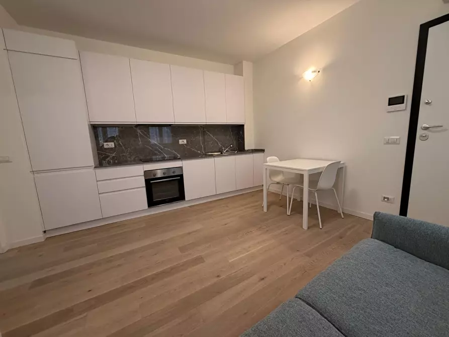 Immagine 5 di Bilocale in affitto  in Viale Mentana 134 a Parma