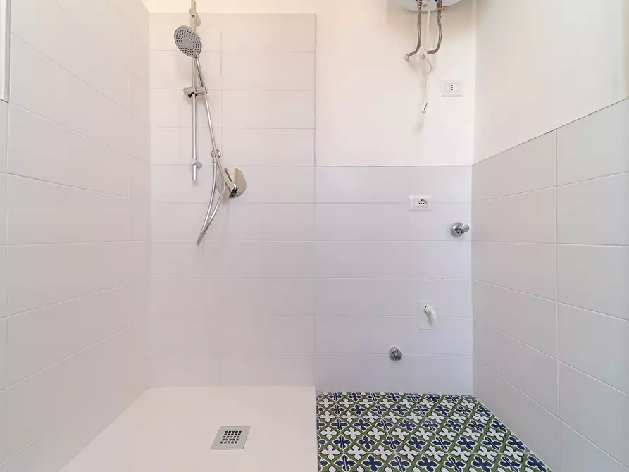 Immagine 17 di Monolocale in vendita  in Via Oreste Grassi 35 a Parma