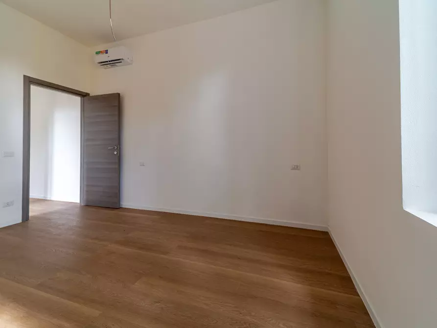 Immagine 11 di Bilocale in vendita  in Via Oreste Grassi 35 a Collecchio