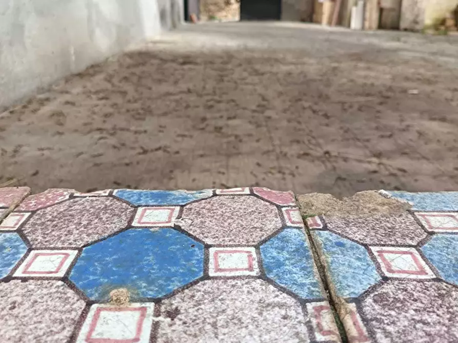 Immagine 49 di Villa in vendita  a Valderice