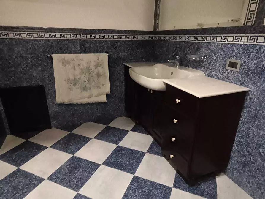 Immagine 21 di Porzione di casa in vendita  a Balestrate