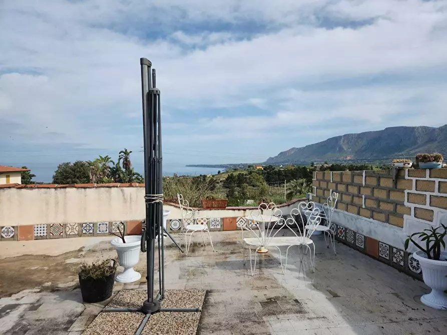 Immagine 3 di Villa in vendita  a Partinico