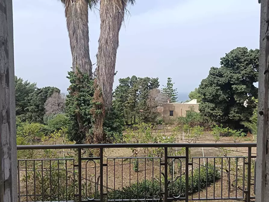 Immagine 39 di Villa in vendita  a Valderice