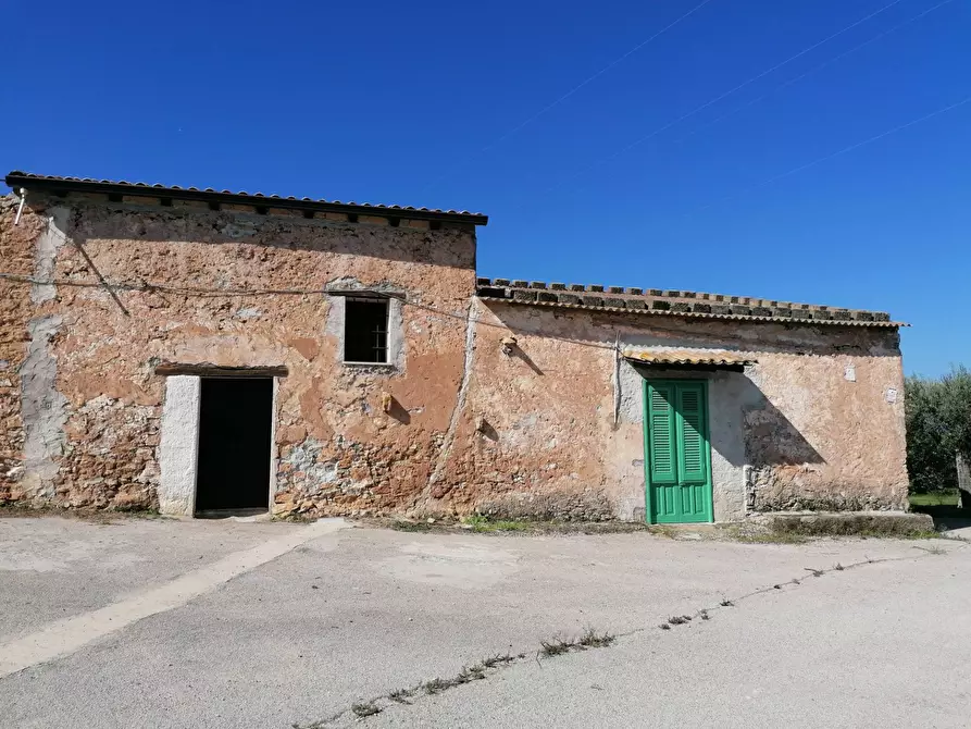 Immagine 2 di Rustico / casale in vendita  a Partinico