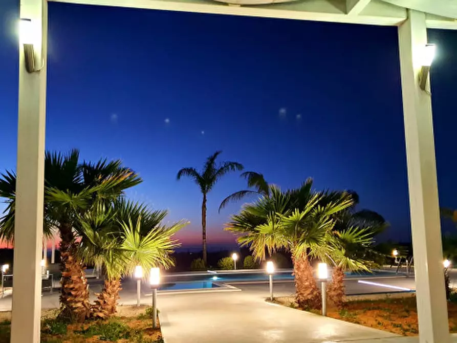 Immagine 5 di Villa in vendita  a Partinico