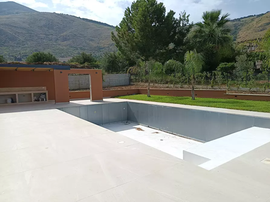 Immagine 28 di Villa in vendita  a Castellammare Del Golfo