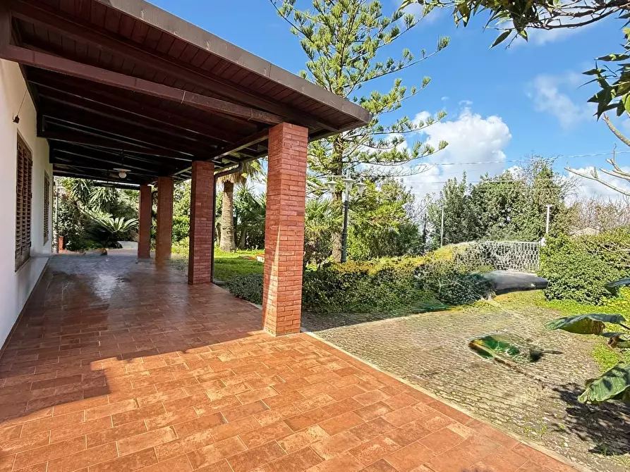 Immagine 5 di Casa indipendente in vendita  a Carini