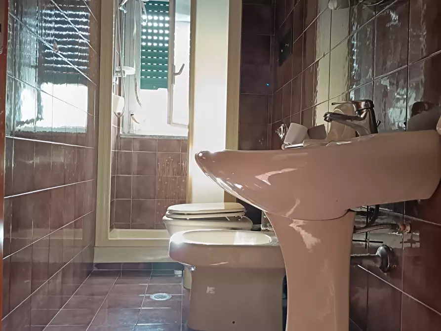 Immagine 7 di Pentalocale in vendita  a Palermo