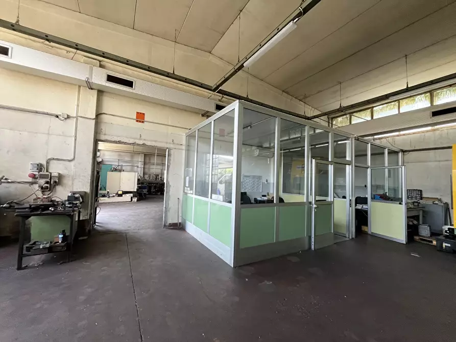 Immagine 15 di Capannone industriale in vendita  in Via Sandro pertini 9 a Miradolo Terme