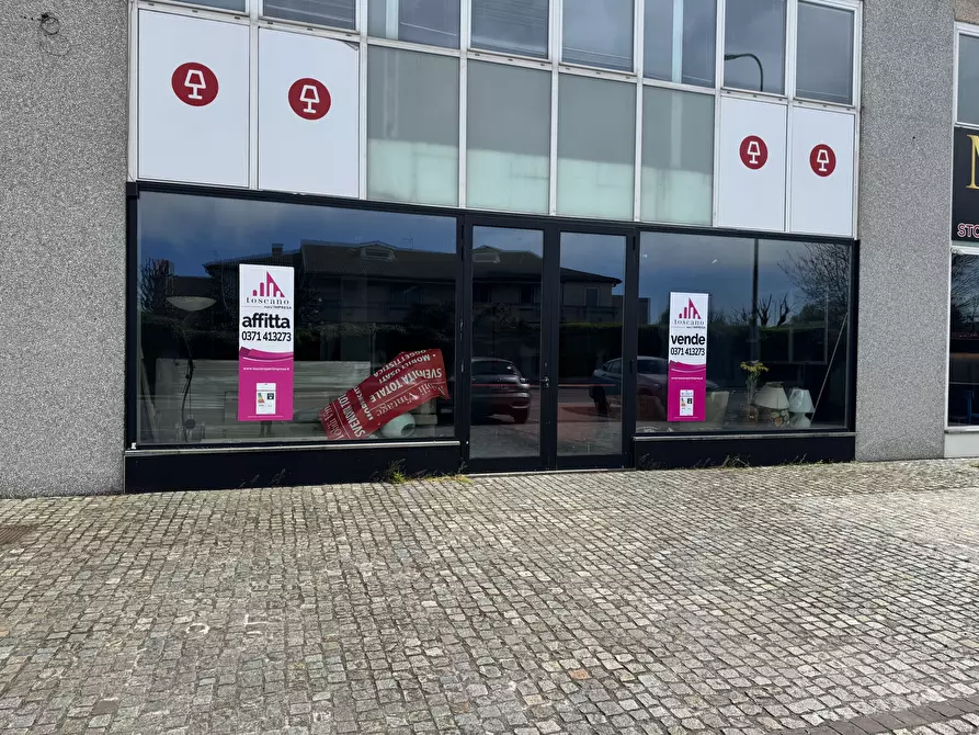 Immagine 27 di Locale commerciale in affitto  in Via Codognino 12 a Cornegliano Laudense