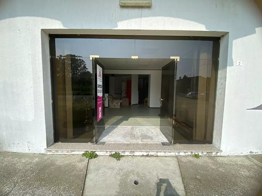 Immagine 2 di Capannone industriale in affitto  in VIA PAPA GIOVANNI XXIII 2 a Caselle Landi