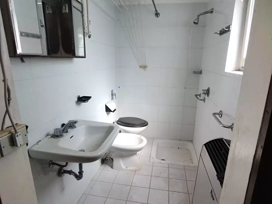 Immagine 11 di Casa indipendente in vendita  in VIA GIOVANNI CADOLINI 48 a Rivarolo Del Re Ed Uniti