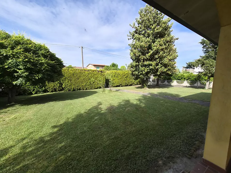 Immagine 4 di Villa in vendita  in Via Valletta 29 a Casalmaggiore