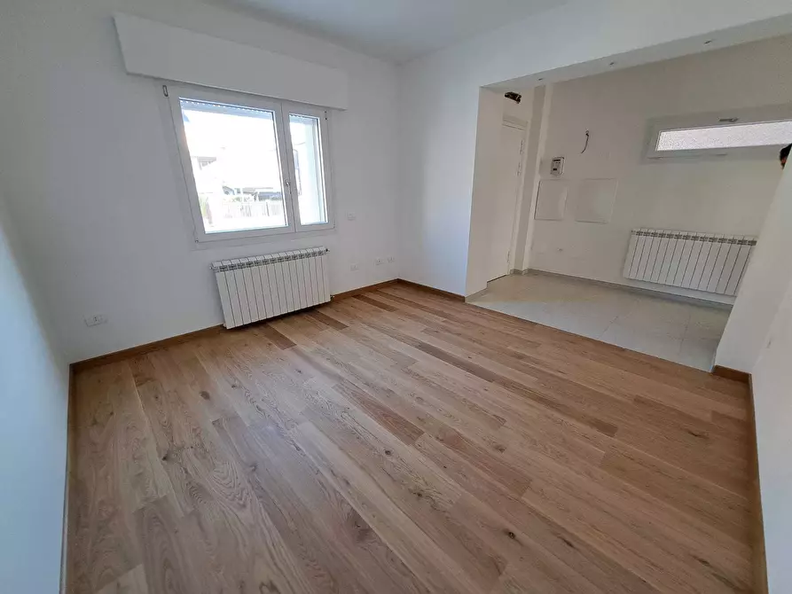 Immagine 9 di Porzione di casa in vendita  in Viale Trieste 52 a Rovigo