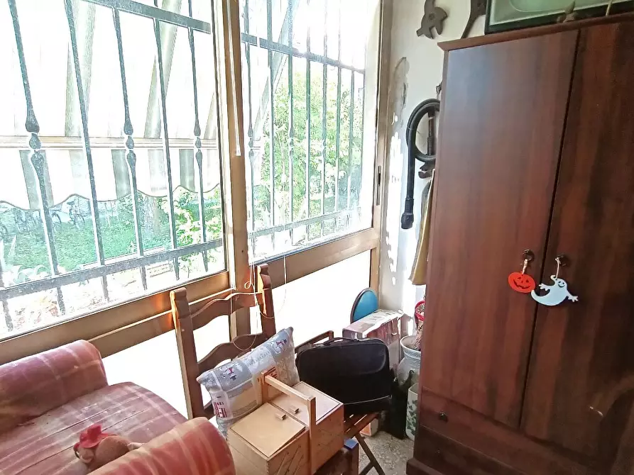 Immagine 13 di Appartamento in vendita  a Rovigo