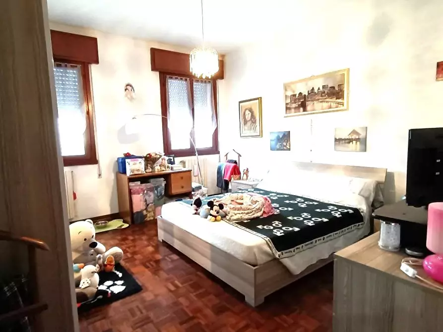 Immagine 9 di Casa bifamiliare in vendita  a Bosaro