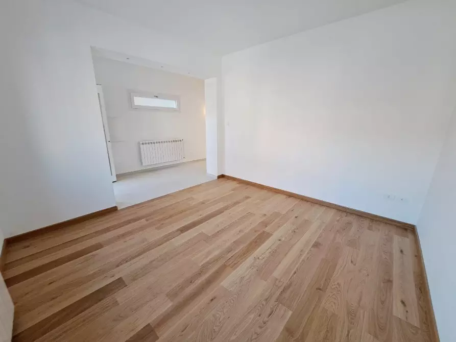 Immagine 11 di Porzione di casa in vendita  in Viale Trieste 52 a Rovigo