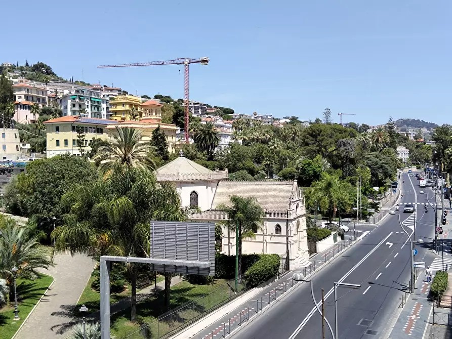 Immagine 1 di Pentalocale in vendita  in Corso Felice Cavallotti 14 a San Remo
