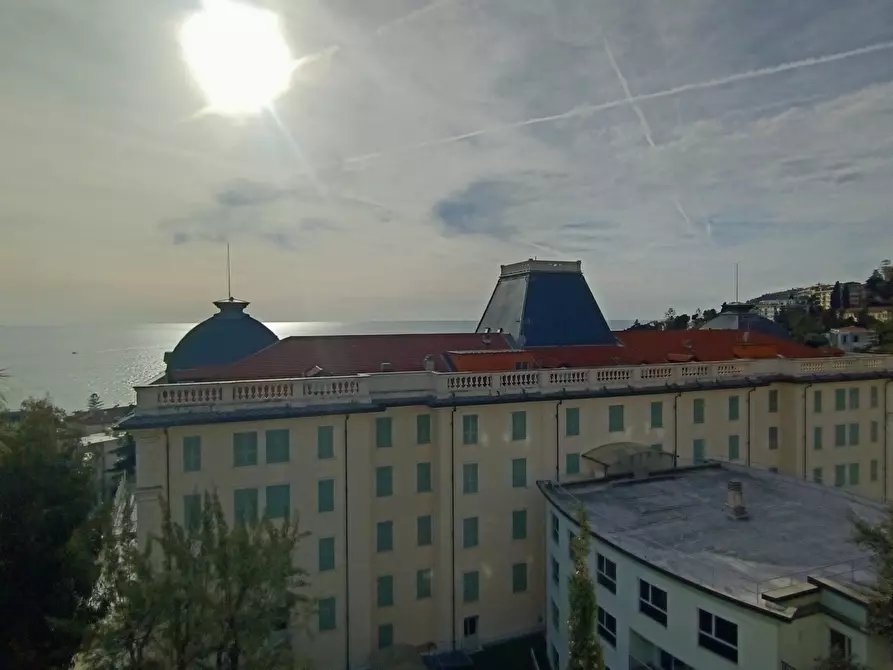 Immagine 4 di Quadrilocale in vendita  a San Remo