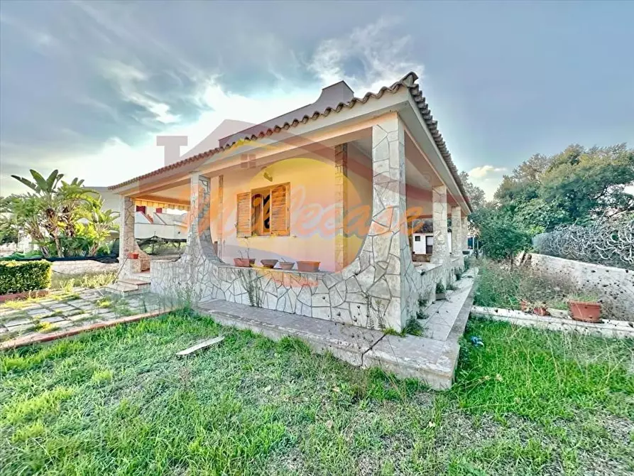 Immagine 16 di Villa in vendita  in Via Isole BALI a Siracusa