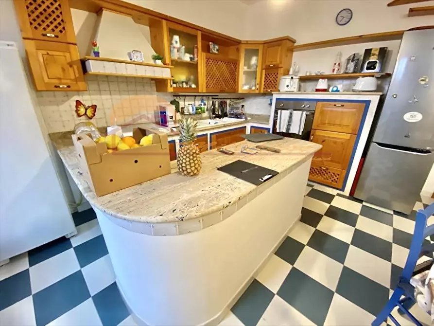 Immagine 3 di Villa in vendita  in Via Luigi Maria Monti a Siracusa