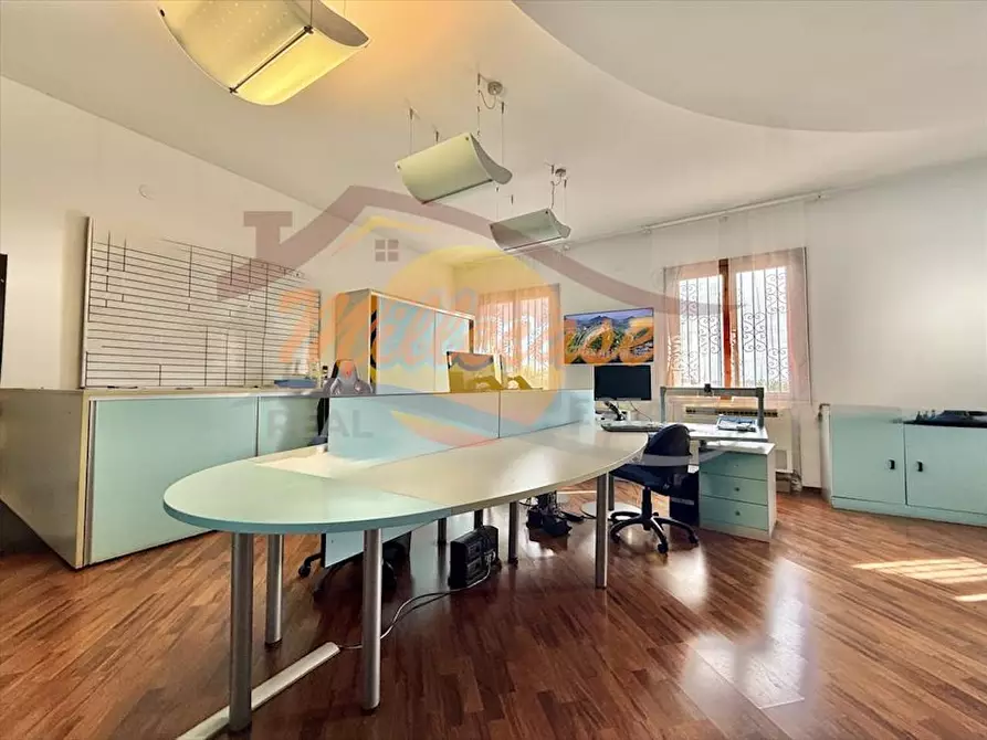 Immagine 13 di Villa in vendita  in Via Luigi Capuana a Siracusa