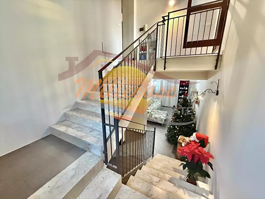 Immagine 27 di Casa bifamiliare in vendita  in Traversa Sinerchia a Siracusa