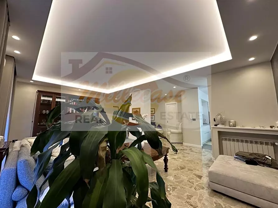 Immagine 2 di Pentalocale in vendita  in VIA MINEO a Siracusa