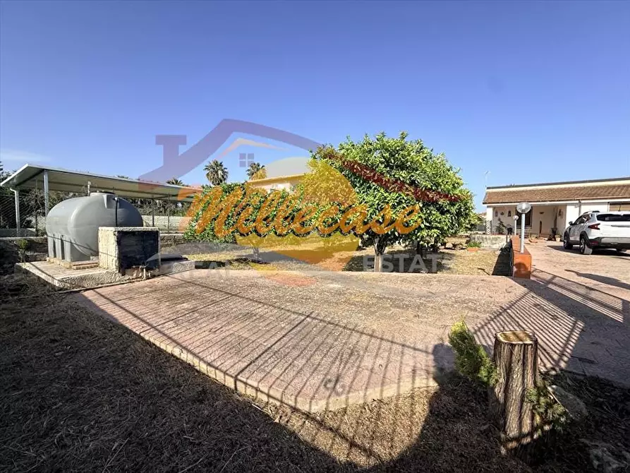 Immagine 2 di Villa in vendita  in Traversa San Francesco a Siracusa