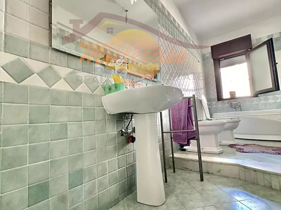 Immagine 12 di Quadrilocale in vendita  in VIA UNGHERIA a Siracusa