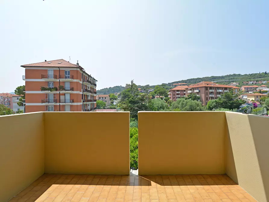 Immagine 46 di Bilocale in vendita  in Via Carlo conti 36 a San Bartolomeo Al Mare