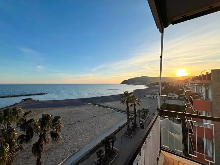 Immagine 40 di Bilocale in affitto  in Via Malta 5252 a San Bartolomeo Al Mare