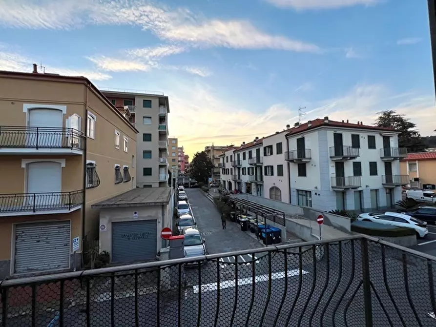 Immagine 35 di Bilocale in affitto  in Via Sardegna 99 a San Bartolomeo Al Mare