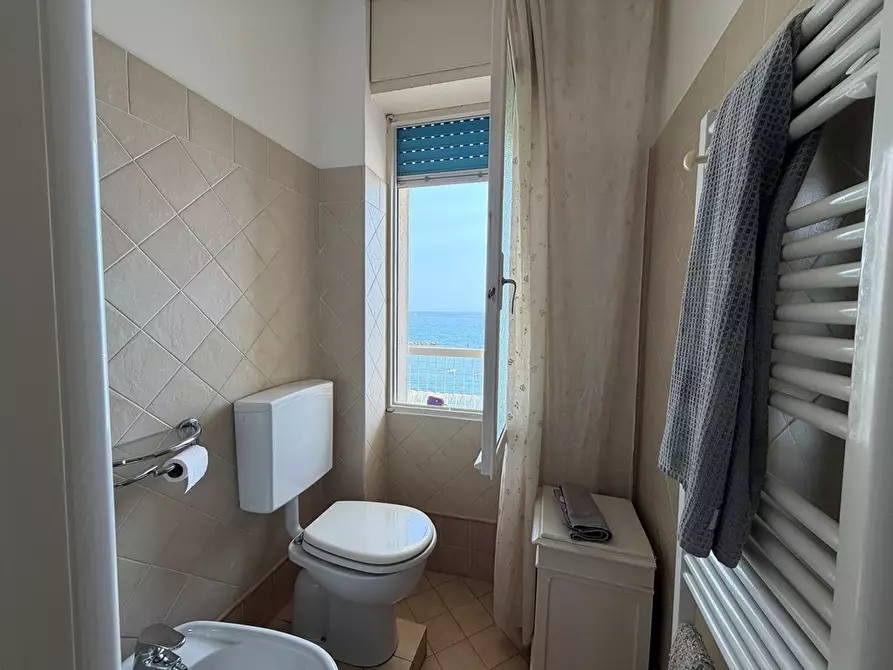Immagine 31 di Trilocale in vendita  in Via Sicilia 37 a San Bartolomeo Al Mare