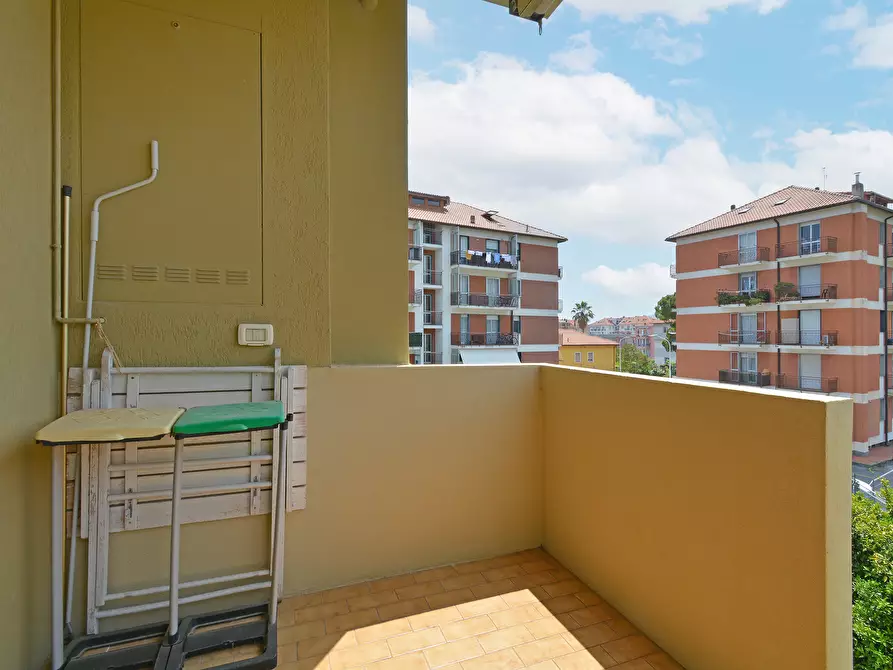 Immagine 49 di Bilocale in vendita  in Via Carlo conti 36 a San Bartolomeo Al Mare