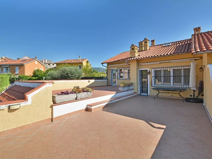 Immagine 7 di Quadrilocale in vendita  in Piazza Sant'Anna 1 a San Bartolomeo Al Mare