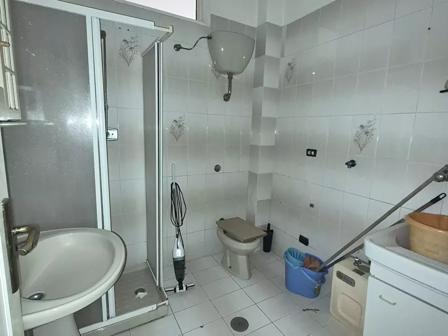 Immagine 14 di Pentalocale in vendita  in Via degli Irpini 1 a Lamezia Terme