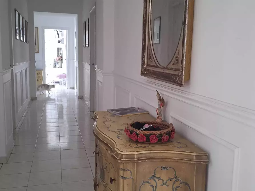 Immagine 5 di Pentalocale in vendita  in Via Antonio d' Ippolito a Lamezia Terme