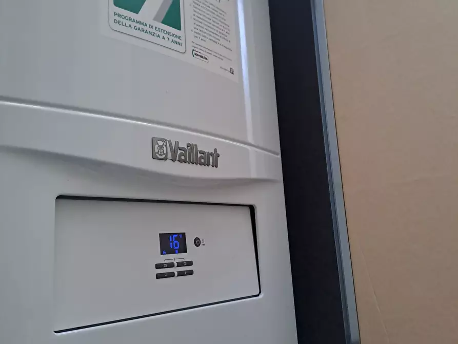 Immagine 25 di Bilocale in affitto  in VIA BELLEZIA 20 a Torino