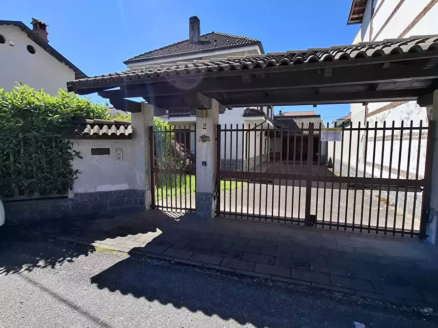 Immagine 2 di Villa in vendita  in Via Pasubio 2 a Volpiano
